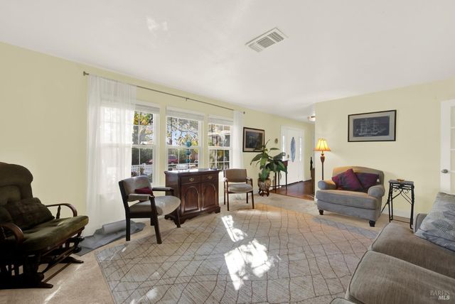 706 Blue Ridge Ln, Vacaville, CA 95688