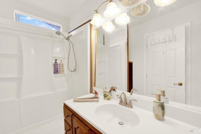 706 Blue Ridge Ln, Vacaville, CA 95688