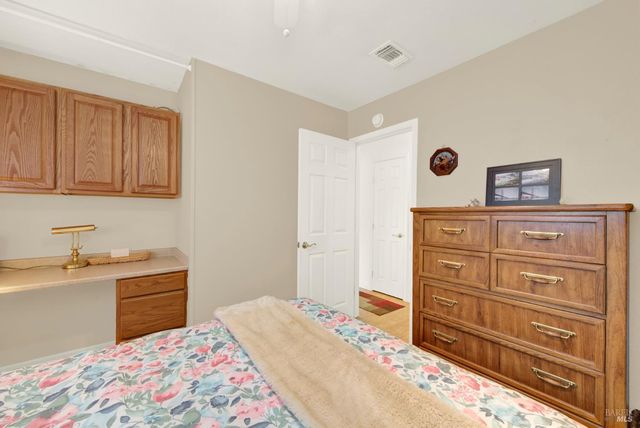 706 Blue Ridge Ln, Vacaville, CA 95688