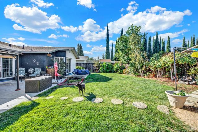 706 Blue Ridge Ln, Vacaville, CA 95688