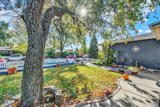 706 Blue Ridge Ln, Vacaville, CA 95688