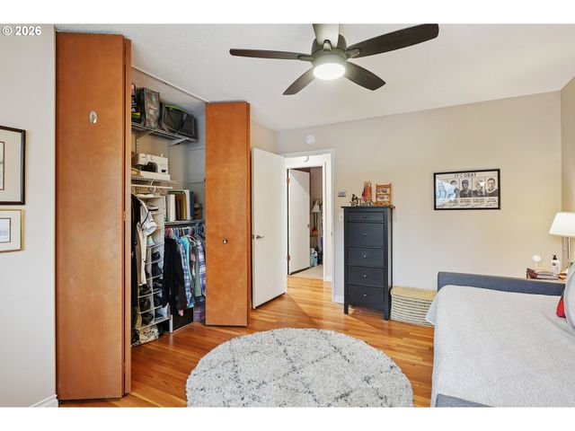 12445 Se MAIN St, Portland, OR 97233