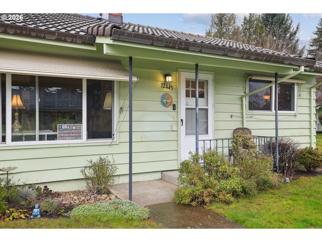 12445 Se MAIN St, Portland, OR 97233