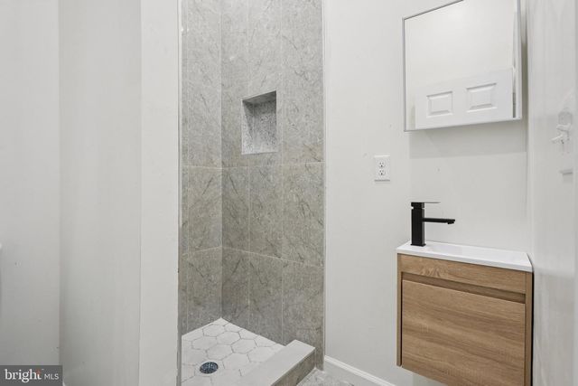 3265 N PARK AVE, Philadelphia, PA 19140