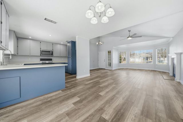 152 Springcreek Dr, Ione, CA 95640