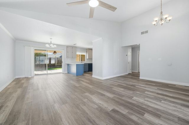 152 Springcreek Dr, Ione, CA 95640