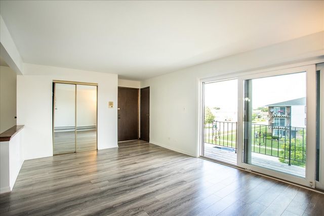 7345 W 85th Place 3A, Bridgeview, IL 60455