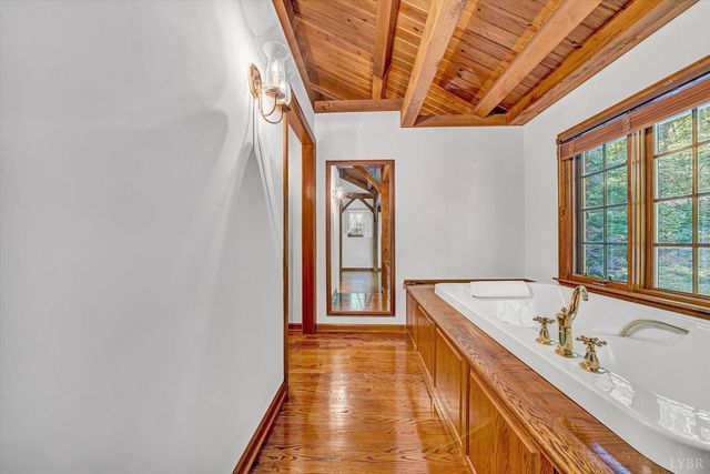 6060 Catawba Creek Road, Troutville, VA 24175