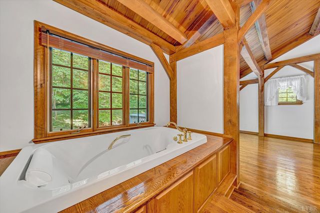 6060 Catawba Creek Road, Troutville, VA 24175