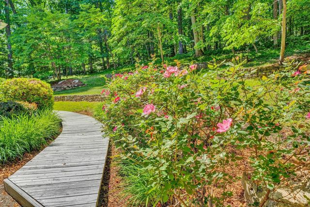 6060 Catawba Creek Road, Troutville, VA 24175
