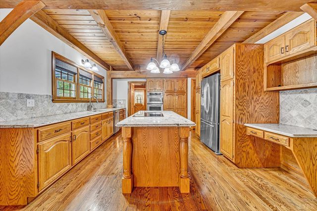 6060 Catawba Creek Road, Troutville, VA 24175