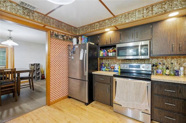 7497 Coon RD, North Fort Myers, FL 33917