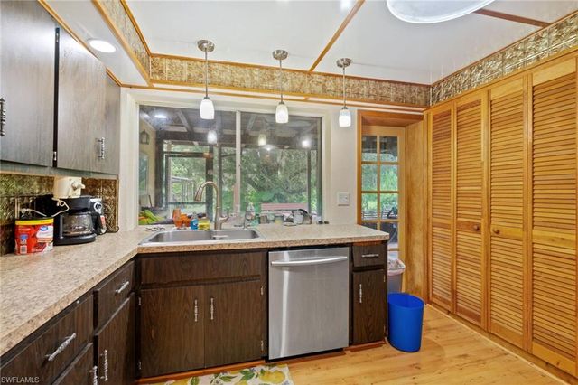 7497 Coon RD, North Fort Myers, FL 33917