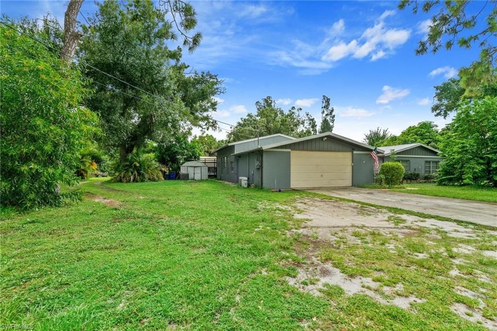 7497 Coon RD, North Fort Myers, FL 33917