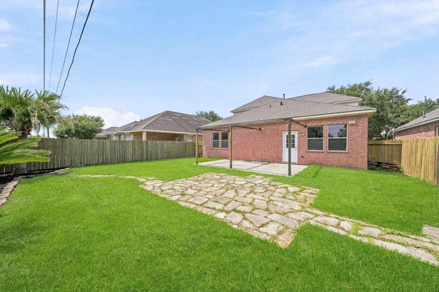 13306 Hickory Springs Lane, Pearland, TX 77584