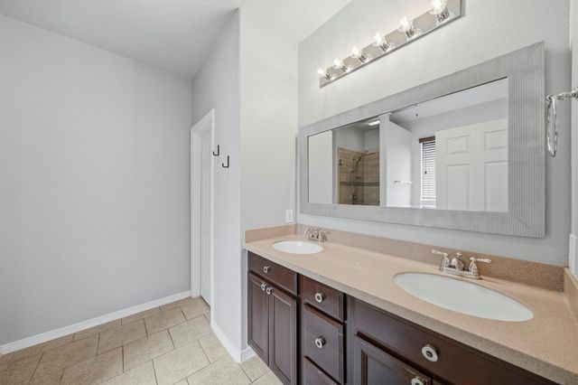 13306 Hickory Springs Lane, Pearland, TX 77584