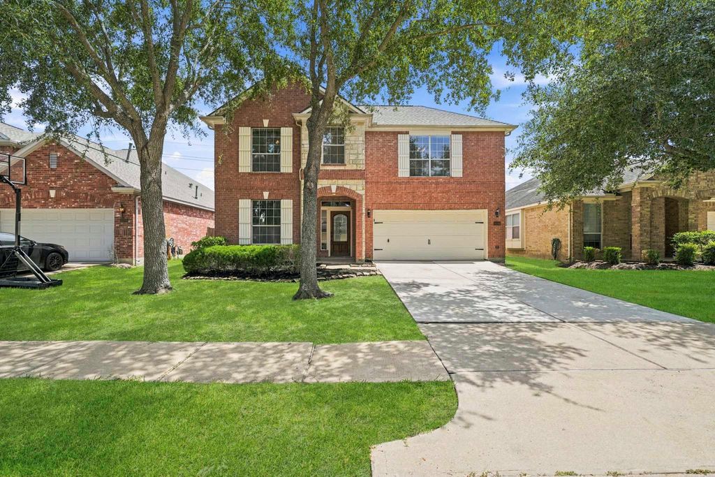 13306 Hickory Springs Lane, Pearland, TX 77584