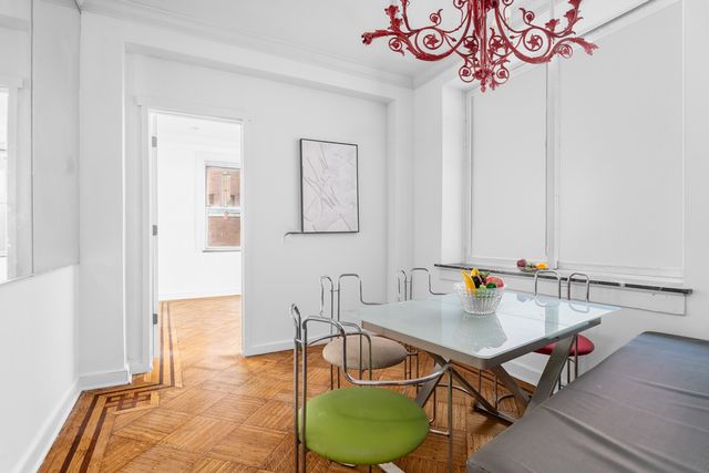 205 W 57TH Street 3DB, New York City, NY 10019