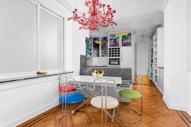 205 W 57TH Street 3DB, New York City, NY 10019