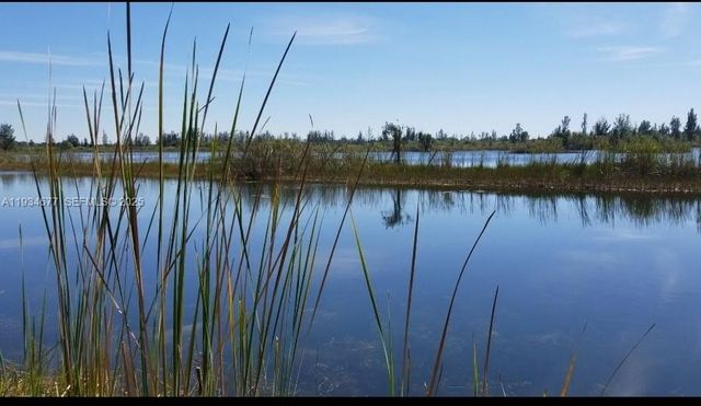 201 OCEAN PARK DR, Lehigh Acres, FL 33972