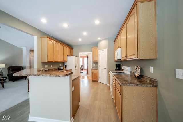 10986 Cumberland Road, Fishers, IN 46037