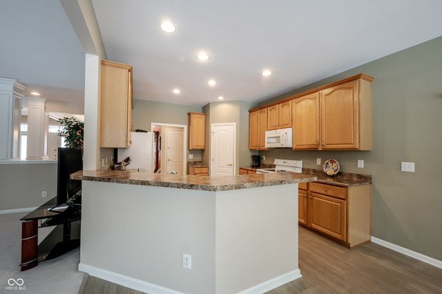 10986 Cumberland Road, Fishers, IN 46037