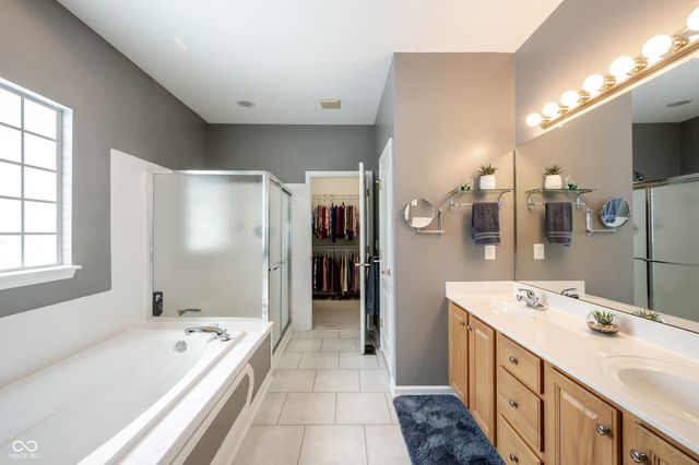 10986 Cumberland Road, Fishers, IN 46037