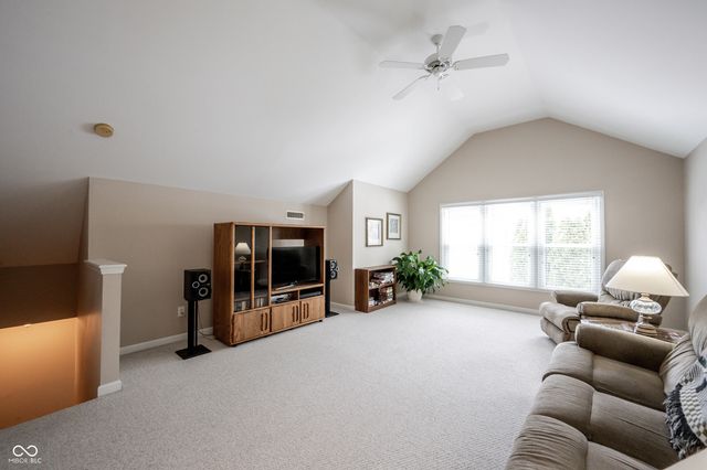 10986 Cumberland Road, Fishers, IN 46037