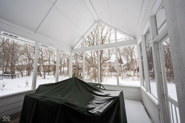 10986 Cumberland Road, Fishers, IN 46037