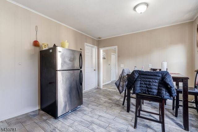 312 S Spring St, Elizabeth City, NJ 07201