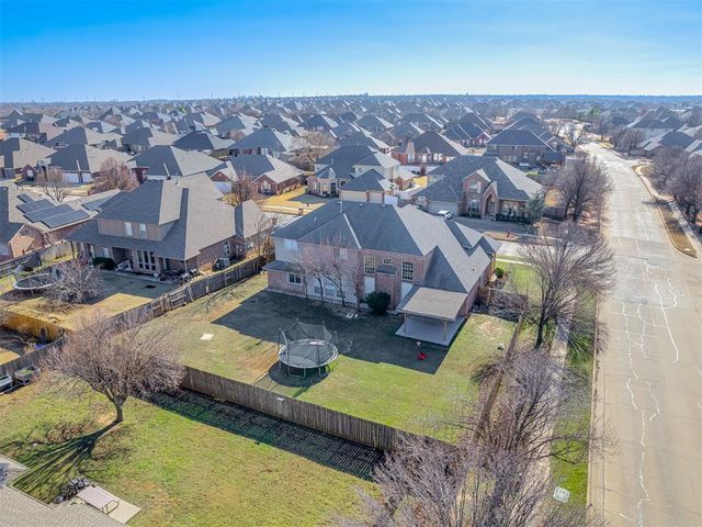 9221 SW 26th Street, Oklahoma City, OK 73128
