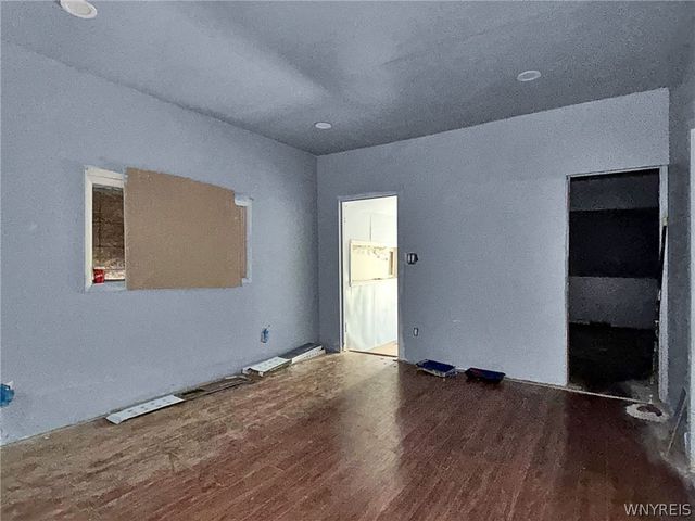 18 Helen Street, Buffalo, NY 14213