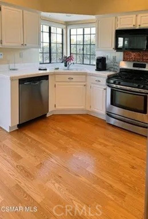 240 Country Club, Simi Valley, CA 93065 — photo 4