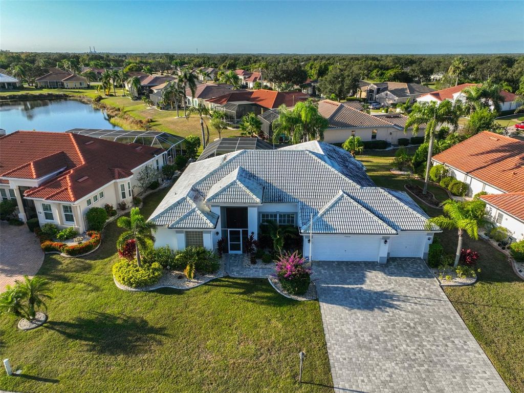 2320 PLATINUM DRIVE, Sun City Center, FL 33573