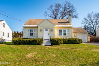 2088 Caldicott Road, Rotterdam, NY 12303