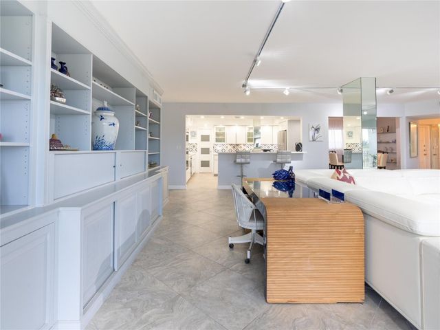 2850 N Palm Aire Drive 601, Pompano Beach, FL 33069