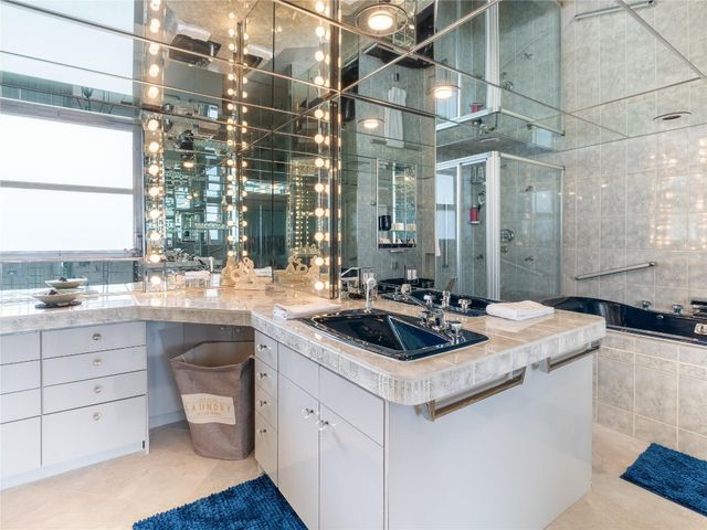 2850 N Palm Aire Drive 601, Pompano Beach, FL 33069