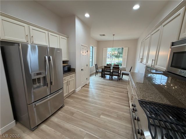 44 Brandermill Drive, Henderson, NV 89052