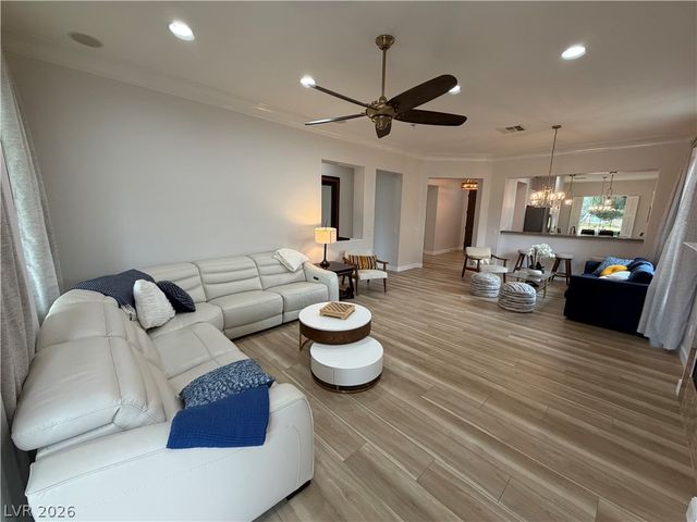 44 Brandermill Drive, Henderson, NV 89052