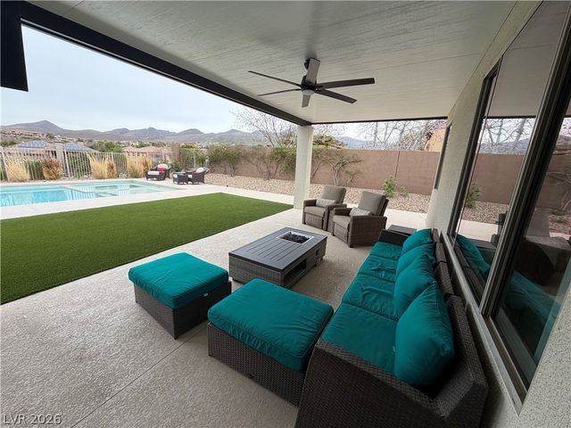 44 Brandermill Drive, Henderson, NV 89052