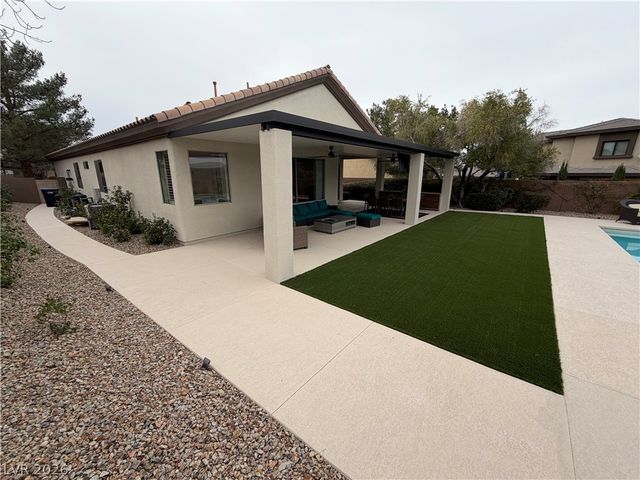 44 Brandermill Drive, Henderson, NV 89052