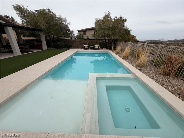 44 Brandermill Drive, Henderson, NV 89052