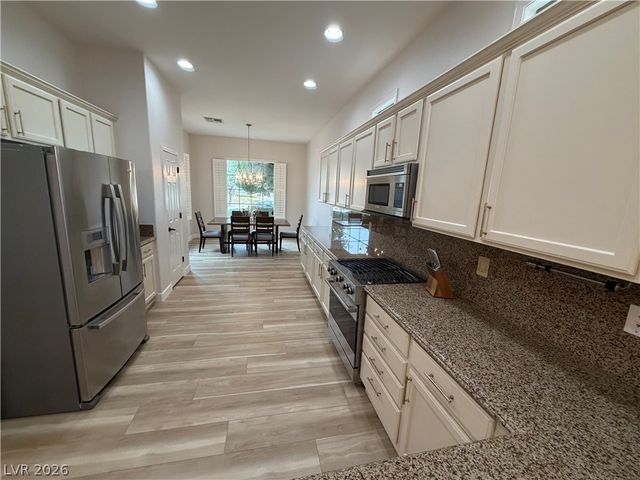 44 Brandermill Drive, Henderson, NV 89052