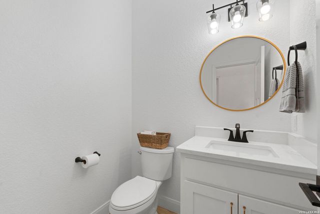 200 Oak Fields Dr.,, Floresville, TX 78114