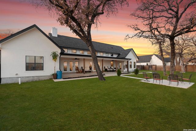 200 Oak Fields Dr.,, Floresville, TX 78114