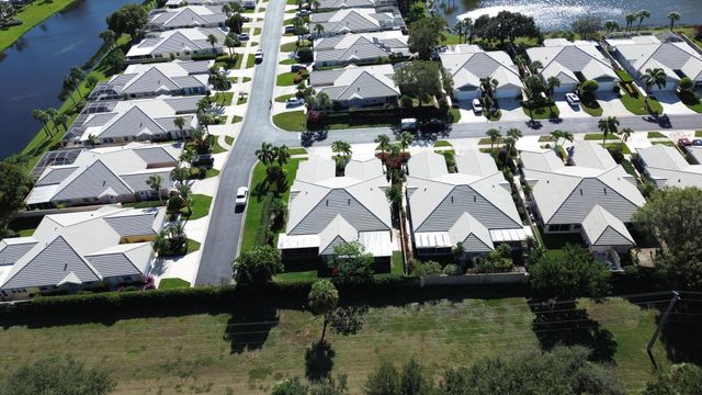 1230 NW Bentley Circle A, Port St Lucie, FL 34986