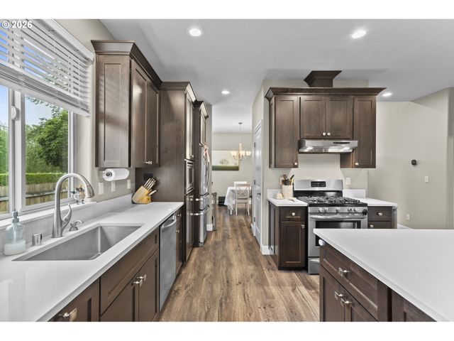 2002 Sw 7TH Cir, Battle Ground, WA 98604