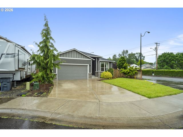 2002 Sw 7TH Cir, Battle Ground, WA 98604