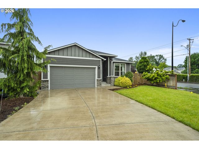 2002 Sw 7TH Cir, Battle Ground, WA 98604