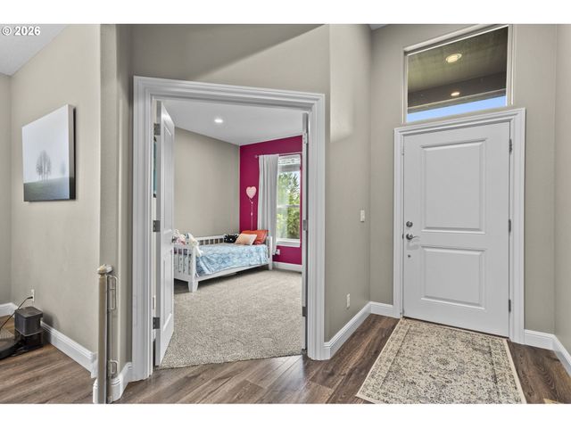 2002 Sw 7TH Cir, Battle Ground, WA 98604